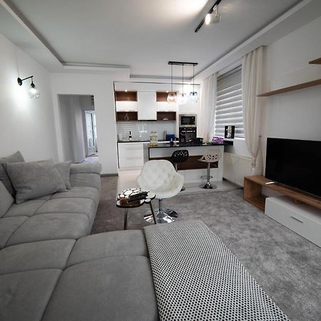 Jelenar Daire Novi Sad Dış mekan fotoğraf